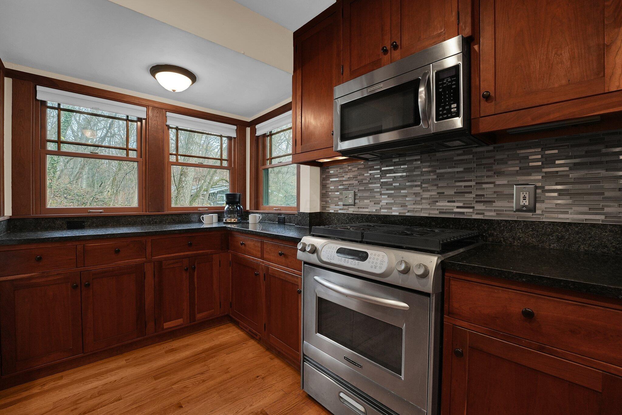 Columbus, Ohio, 43202, United States, 4 Bedrooms Bedrooms, ,4 BathroomsBathrooms,Residential,Active,1748765