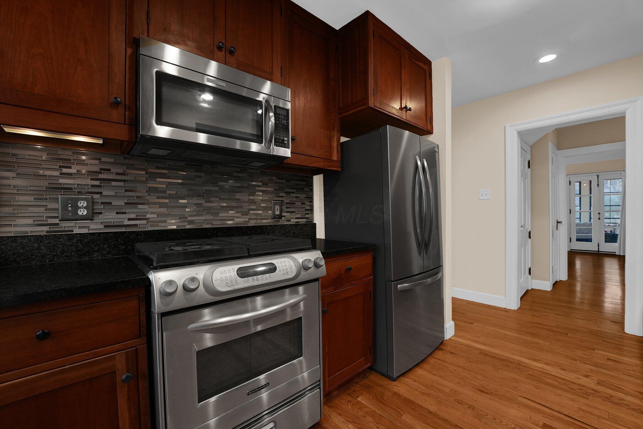 Columbus, Ohio, 43202, United States, 4 Bedrooms Bedrooms, ,4 BathroomsBathrooms,Residential,Active,1748765
