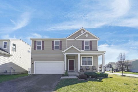 Photo of 206 Long Cay Lane, Reynoldsburg, OH 43068 (MLS # 226007040)