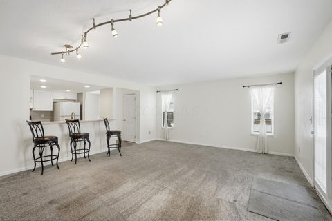 Tiny photo for 6336 Lakeview Drive E 19 #19, Grove City, OH 43123 (MLS # 226003090)