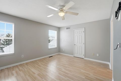 Tiny photo for 6336 Lakeview Drive E 19 #19, Grove City, OH 43123 (MLS # 226003090)