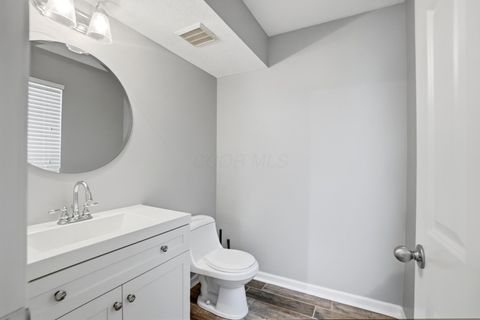 Tiny photo for 6336 Lakeview Drive E 19 #19, Grove City, OH 43123 (MLS # 226003090)