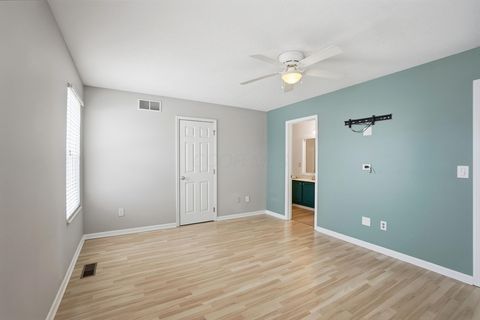 Tiny photo for 6336 Lakeview Drive E 19 #19, Grove City, OH 43123 (MLS # 226003090)