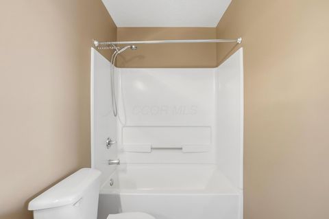 Tiny photo for 6336 Lakeview Drive E 19 #19, Grove City, OH 43123 (MLS # 226003090)