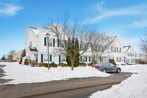 Tiny photo for 6336 Lakeview Drive E 19 #19, Grove City, OH 43123 (MLS # 226003090)