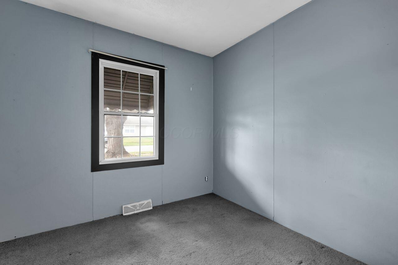 240 Walden Road, Heath, Ohio image 14