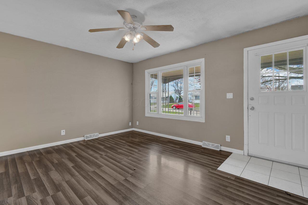 240 Walden Road, Heath, Ohio image 7