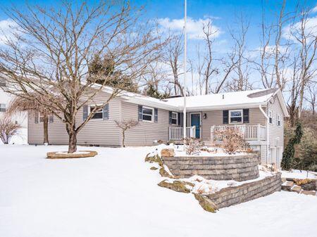 1353 N Howell Drive, Newark, Ohio image 3