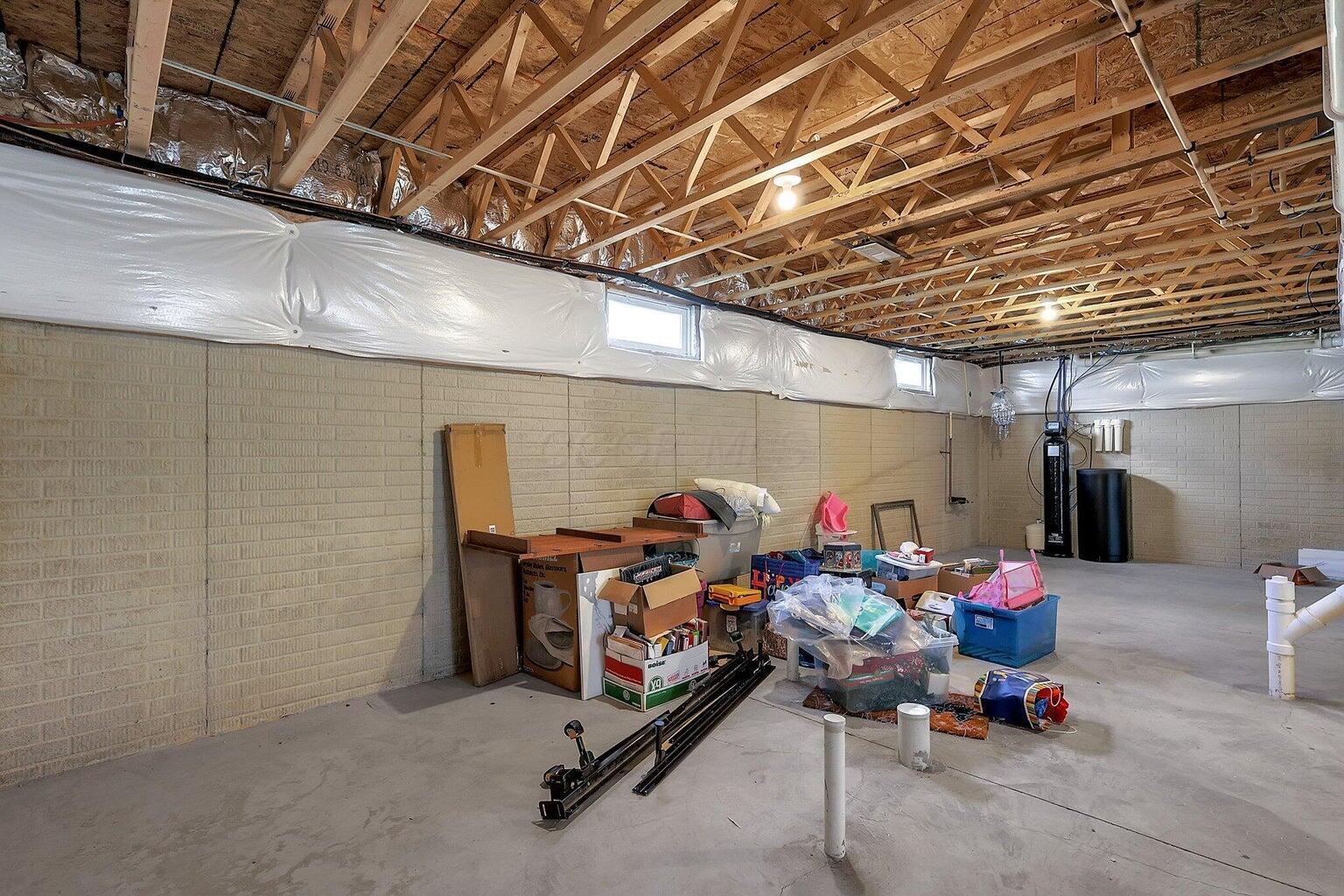 20 Thoreau Drive, Ashville, Ohio image 35