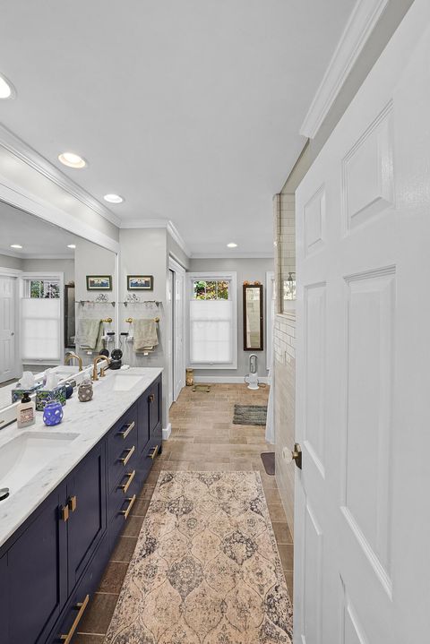 Tiny photo for 2231 Atlee Court 12 #12, Columbus, OH 43220 (MLS # 225041338)