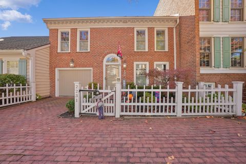 Tiny photo for 2231 Atlee Court 12 #12, Columbus, OH 43220 (MLS # 225041338)