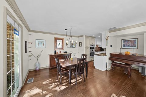 Tiny photo for 2231 Atlee Court 12 #12, Columbus, OH 43220 (MLS # 225041338)