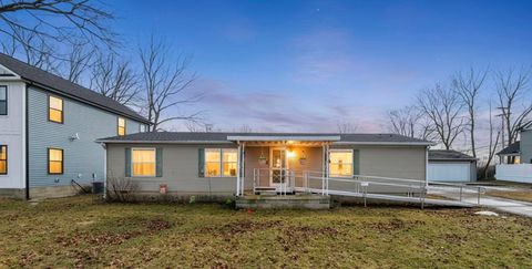 Photo of 110 Inah Avenue, Columbus, OH 43228 (MLS # 226004438)