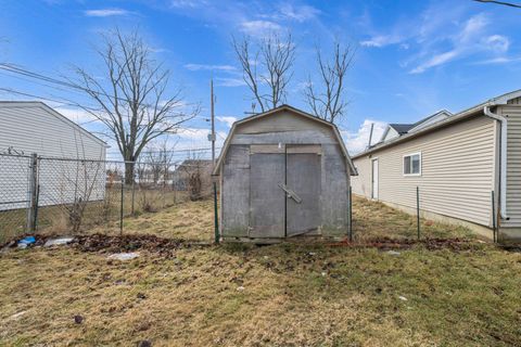 Tiny photo for 110 Inah Avenue, Columbus, OH 43228 (MLS # 226004438)