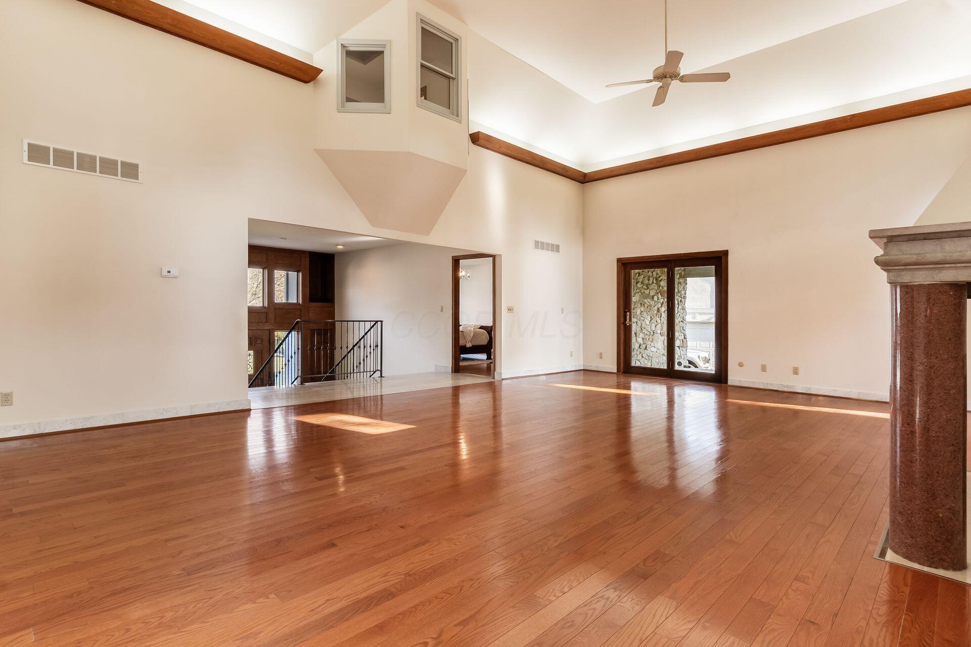 803 Old Farm Road, Columbus, Ohio image 17