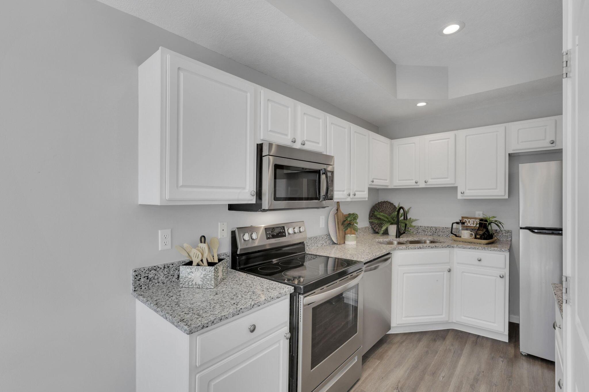 5813 Albany Grove, Westerville, Ohio image 13