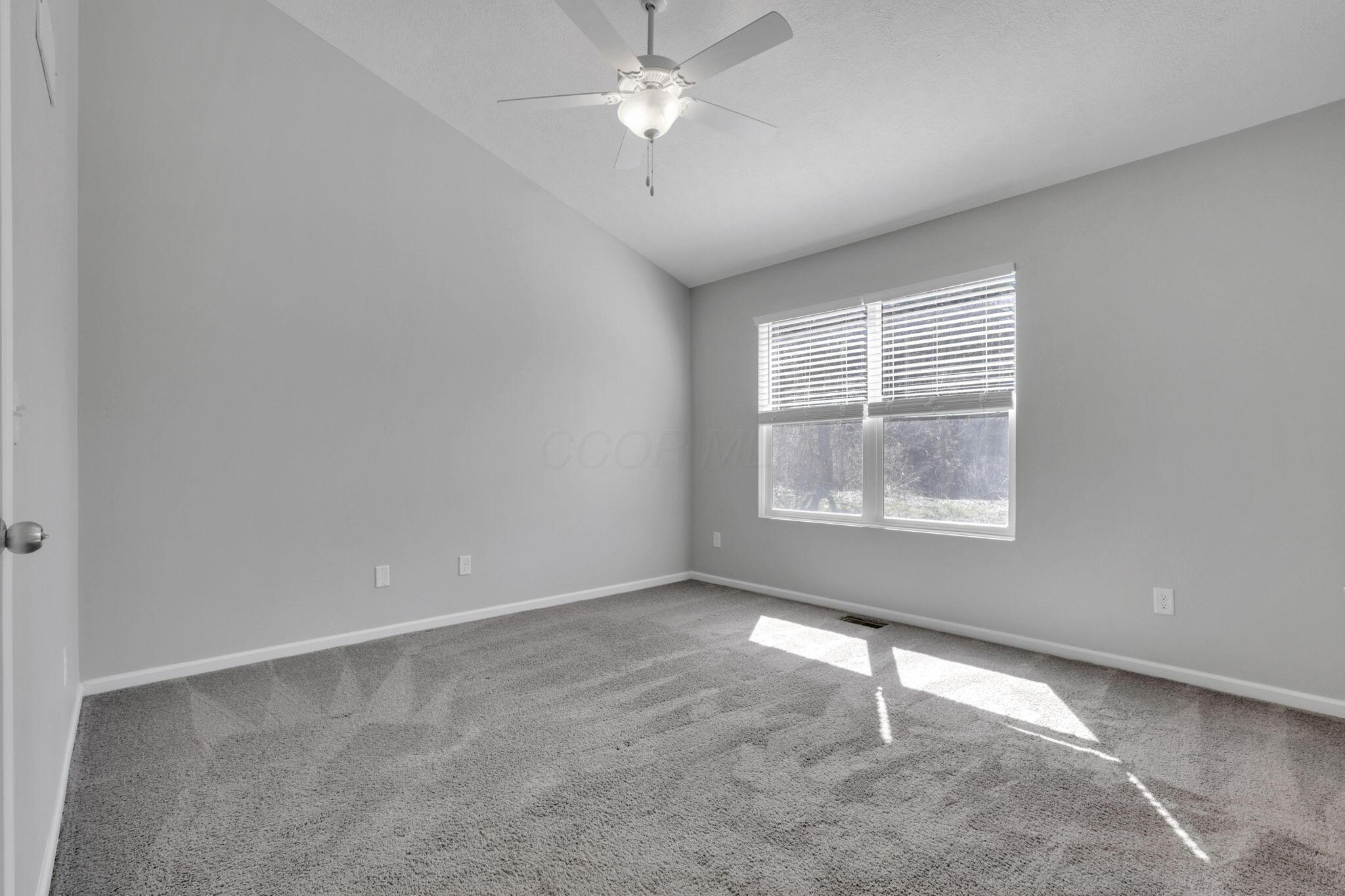 5813 Albany Grove, Westerville, Ohio image 24