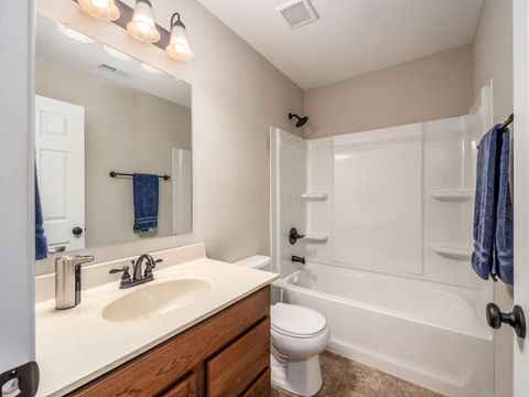 Tiny photo for 7505 Winding Path Court, Canal Winchester, OH 43110 (MLS # 225042083)