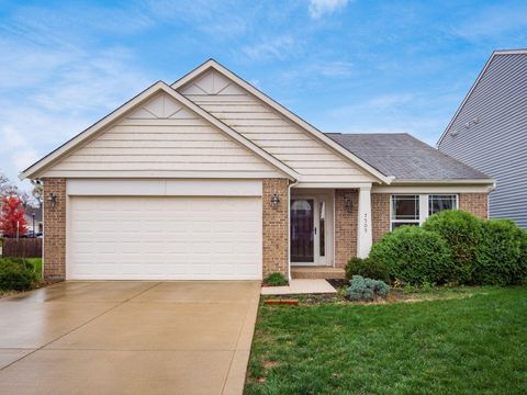 Photo of 7505 Winding Path Court, Canal Winchester, OH 43110 (MLS # 225042083)