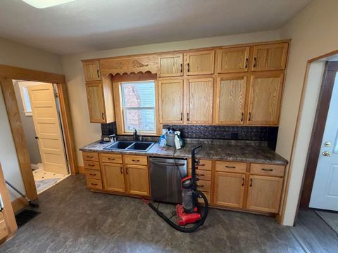 Tiny photo for 203 Taylor Street, Fredericktown, OH 43019 (MLS # 226000939)