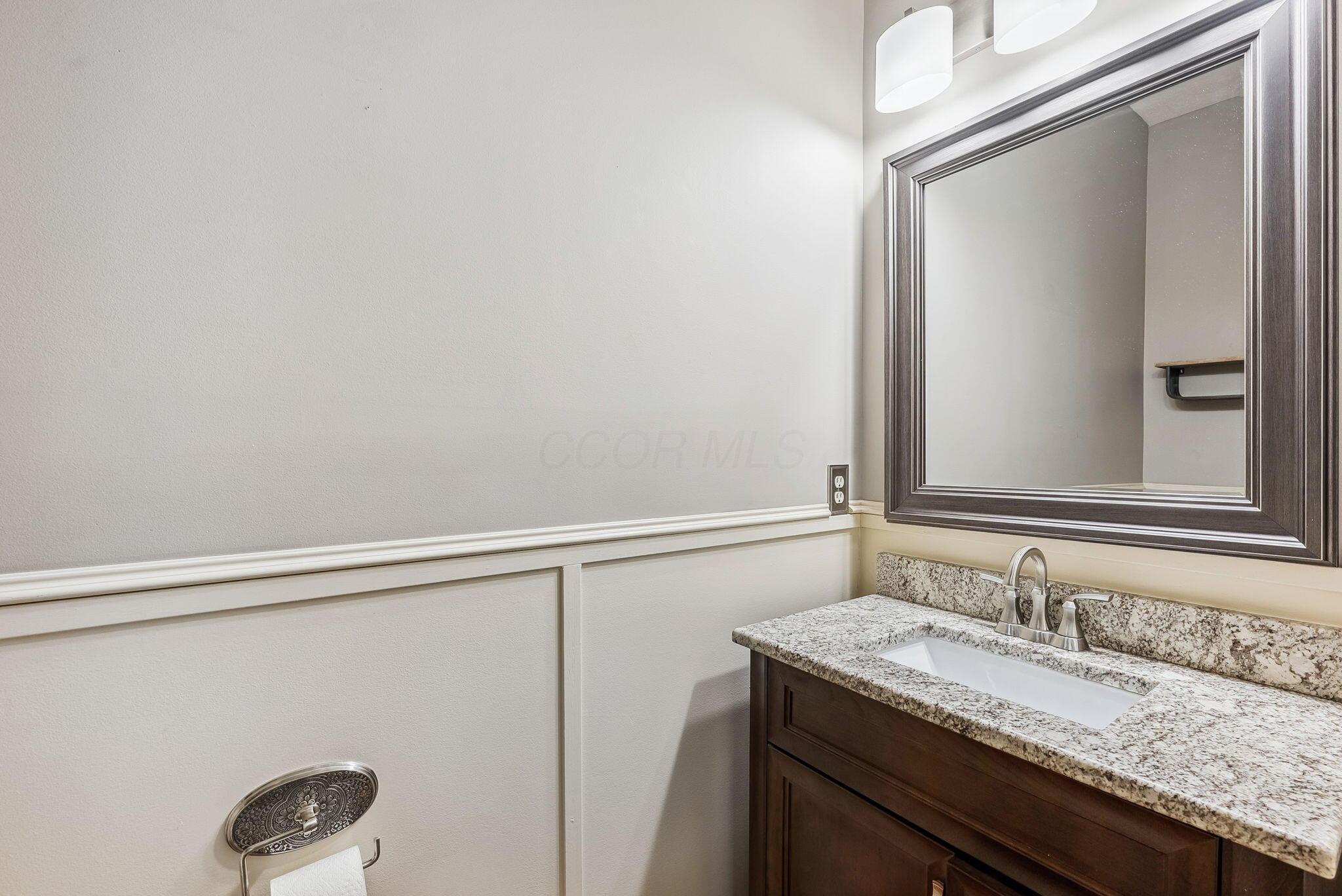 8085 Parsons Pass, New Albany, Ohio image 26
