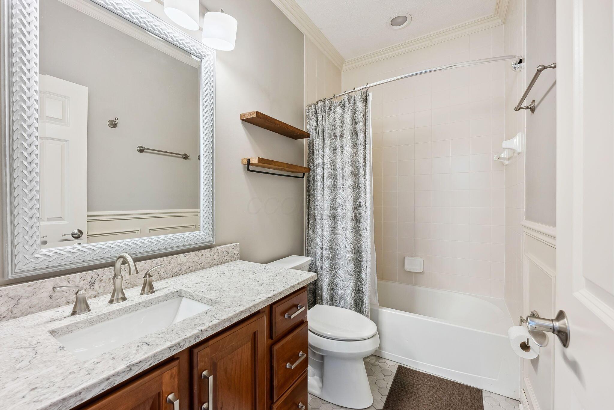 8085 Parsons Pass, New Albany, Ohio image 25