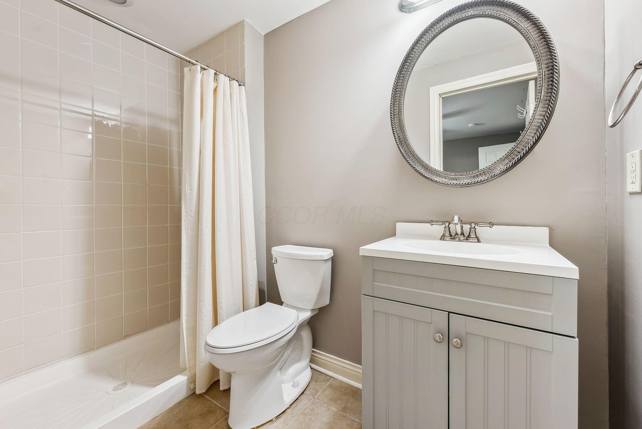 8085 Parsons Pass, New Albany, Ohio image 30