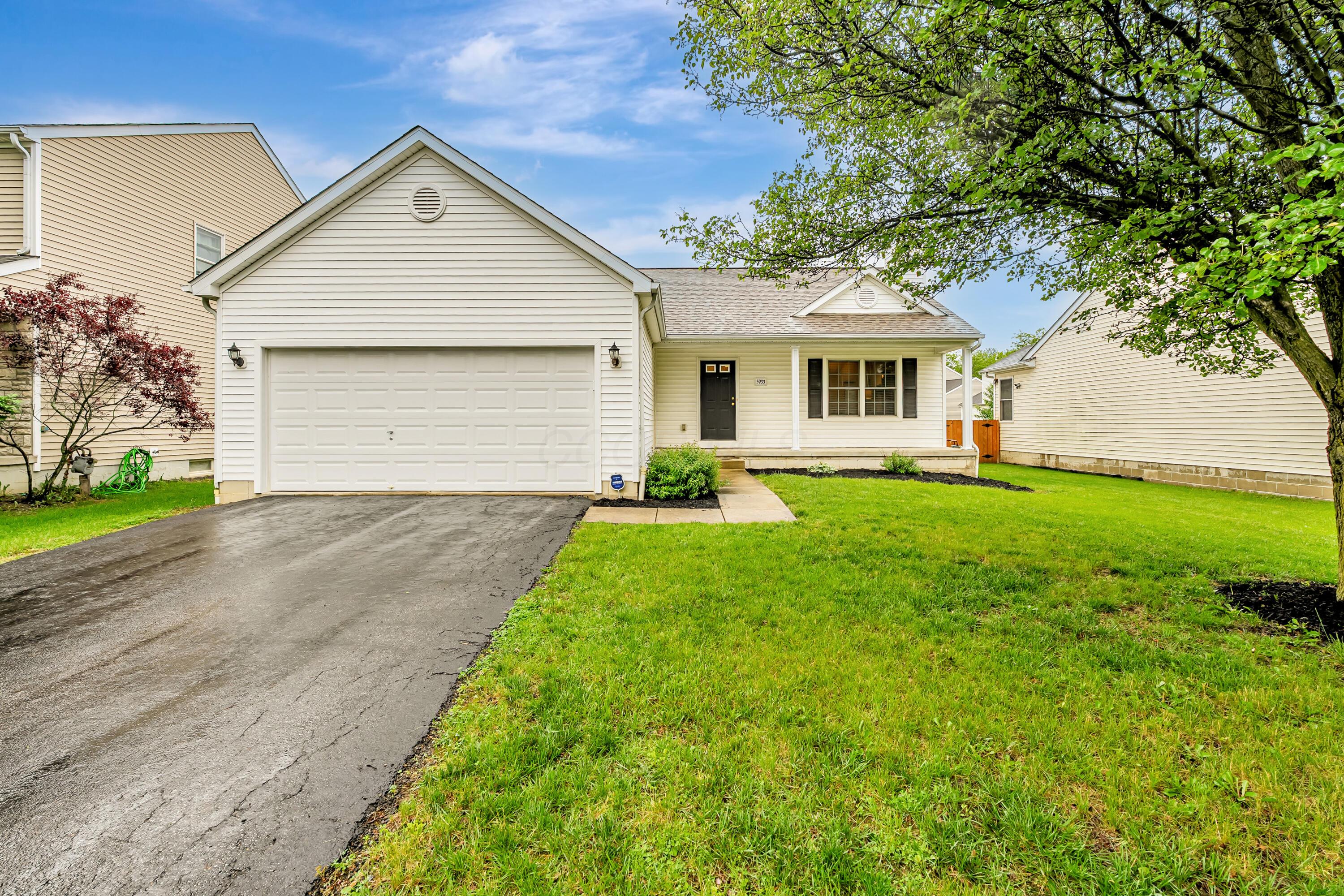 5933 Katara Drive, Galloway, Ohio image 1