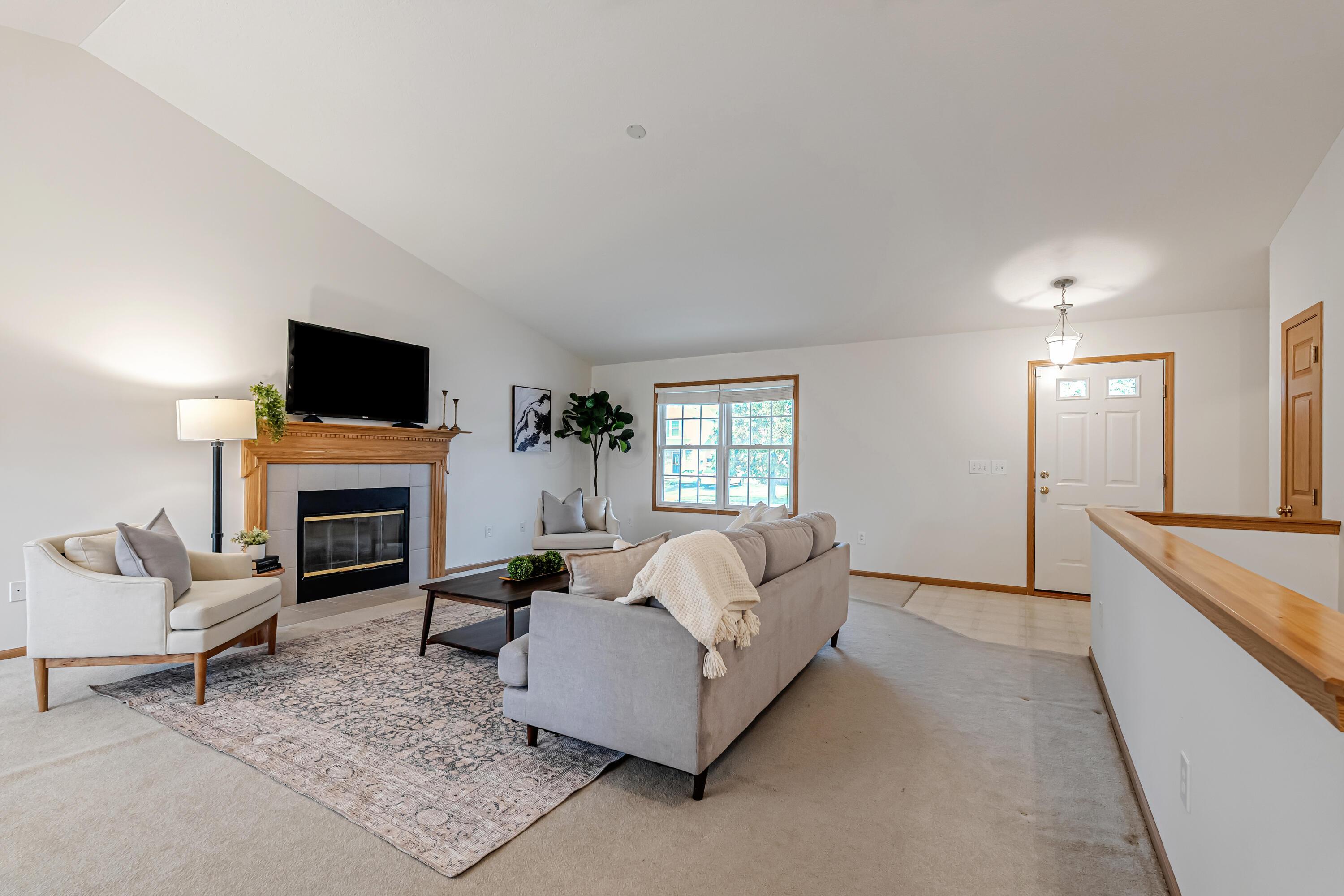 5933 Katara Drive, Galloway, Ohio image 7