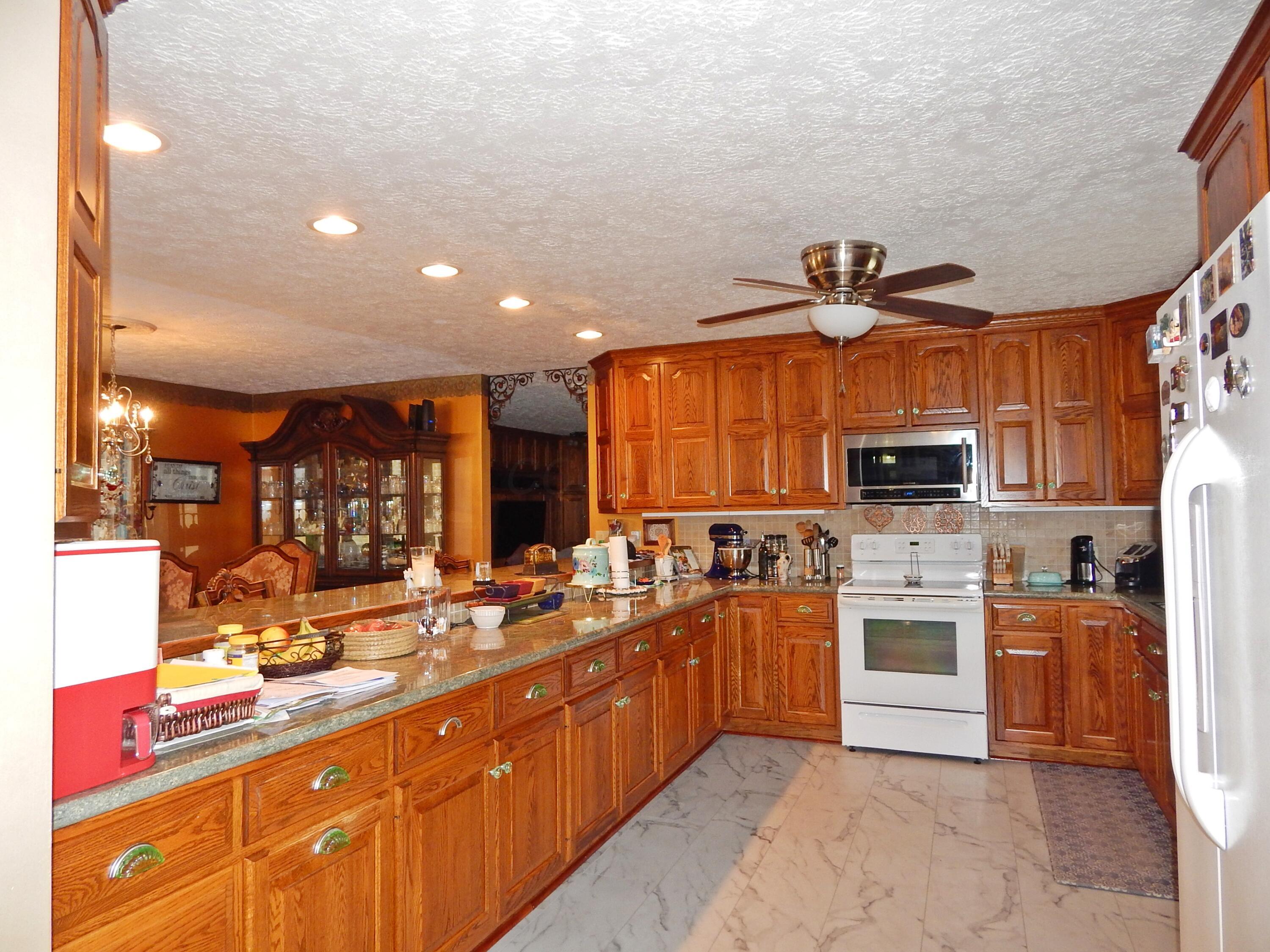 3061 County Road 11, Bellefontaine, Ohio image 9