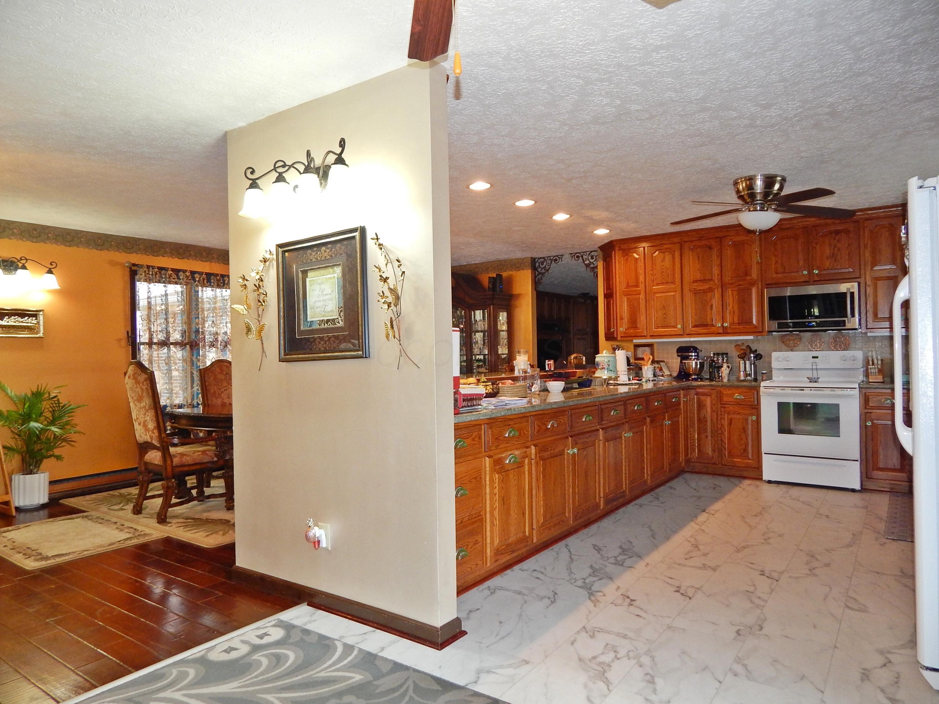 3061 County Road 11, Bellefontaine, Ohio image 13