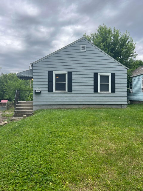 Photo of 2769 Mcguffey Road, Columbus, OH 43211 (MLS # 226038550)