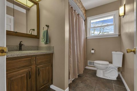 Tiny photo for 122 Wilshire Drive, Hebron, OH 43025 (MLS # 226001814)