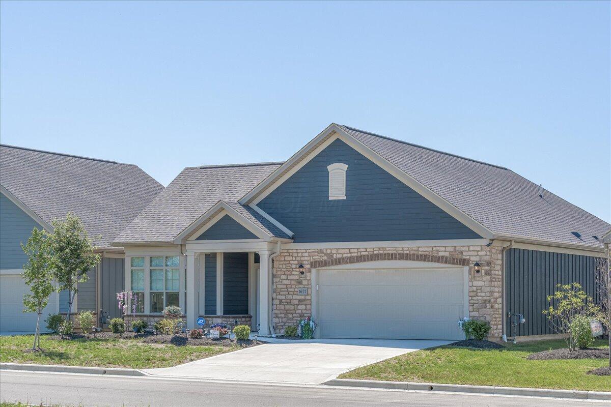 1621 E Waterside Drive, Circleville, Ohio image 4