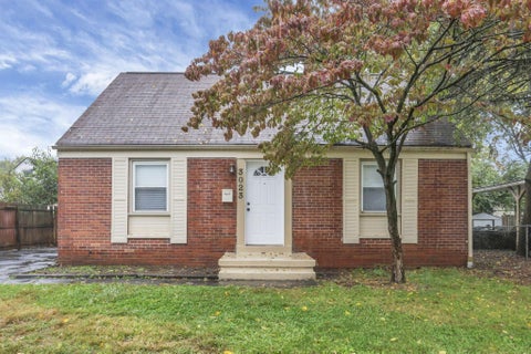 Photo of 3023 Hamilton Avenue, Columbus, OH 43224 (MLS # 226038706)