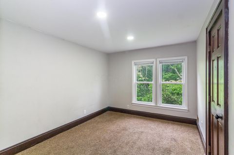Tiny photo for 926 Harmon Avenue, Columbus, OH 43223 (MLS # 226005557)
