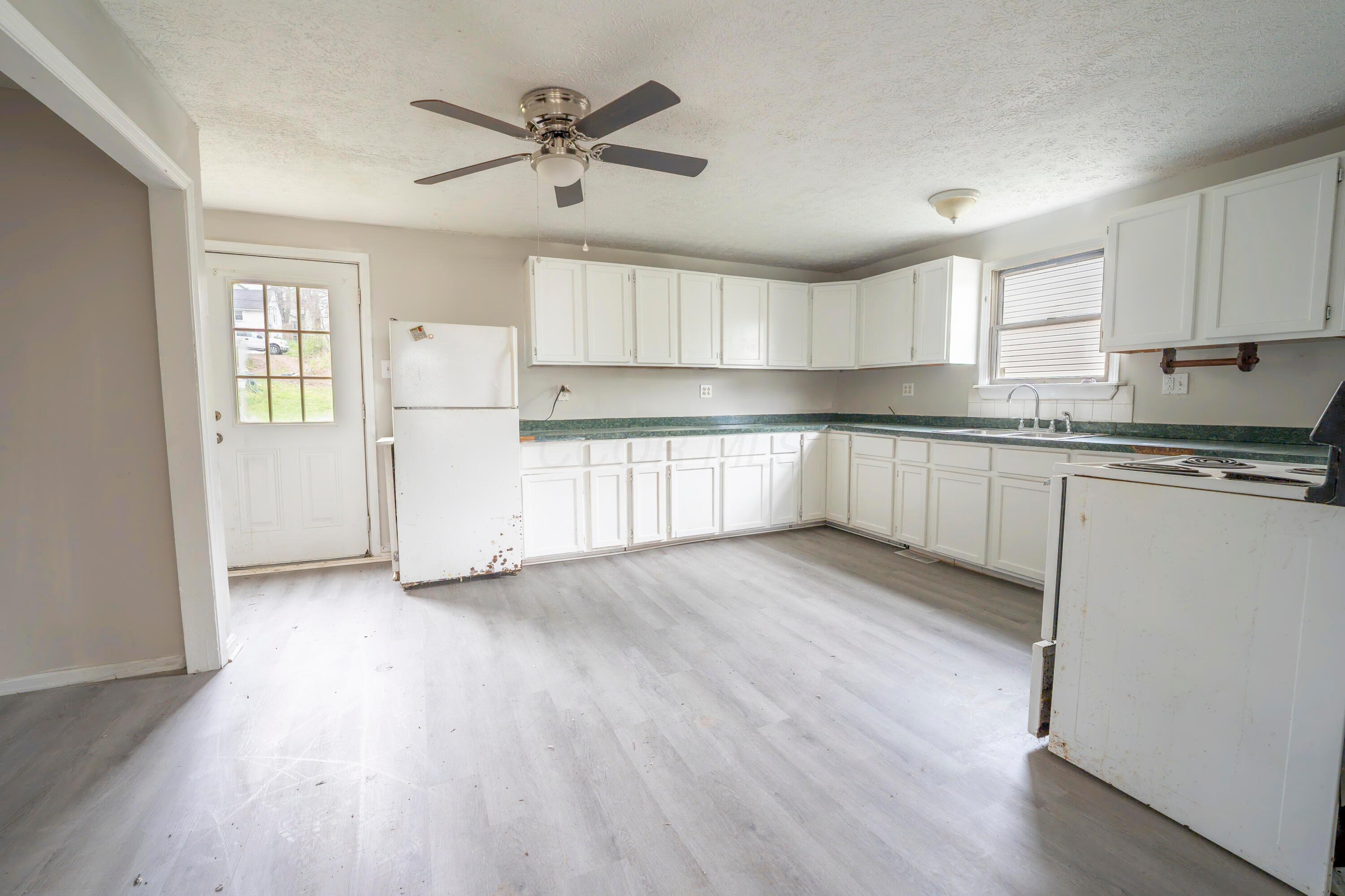 339 Locust Street, Lancaster, Ohio image 2