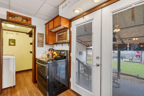 Tiny photo for 319 N Park Avenue, Wellston, OH 45692 (MLS # 226000678)