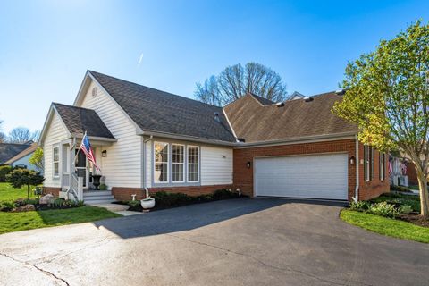Photo of 6531 Upper Lake Circle, Westerville, OH 43082 (MLS # 226011269)