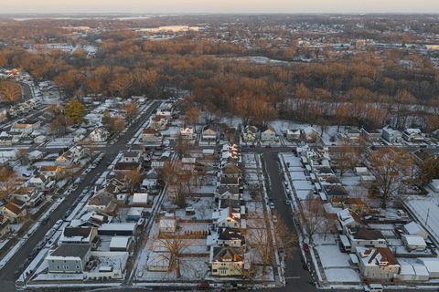 Tiny photo for 708 E Cassilly Street, Springfield, OH 45503 (MLS # 225044986)