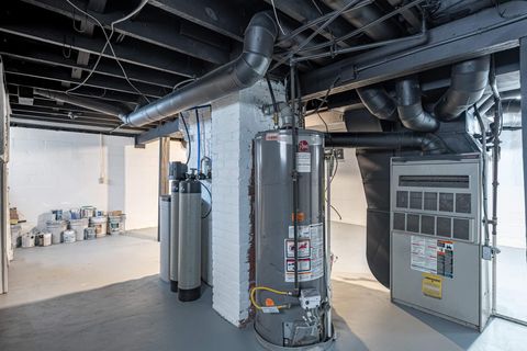 Tiny photo for 708 E Cassilly Street, Springfield, OH 45503 (MLS # 225044986)