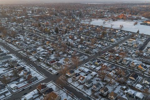 Tiny photo for 708 E Cassilly Street, Springfield, OH 45503 (MLS # 225044986)