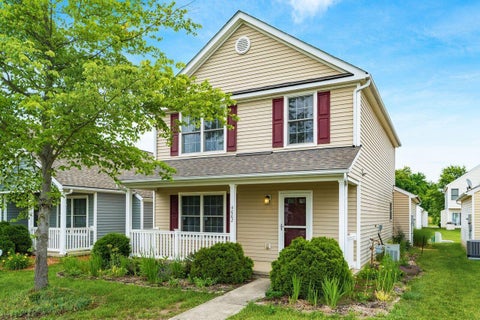 Photo of 4002 Cleggan Street 186 #186, Canal Winchester, OH 43110 (MLS # 226021361)