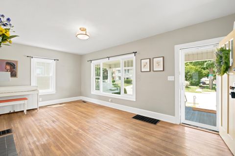 Tiny photo for 926 King Street, Lancaster, OH 43130 (MLS # 226022118)