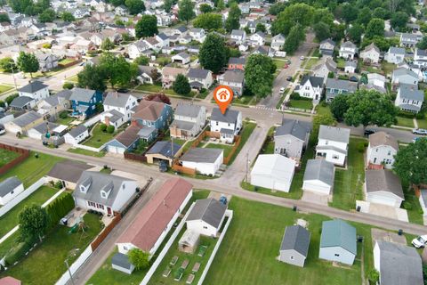 Tiny photo for 926 King Street, Lancaster, OH 43130 (MLS # 226022118)