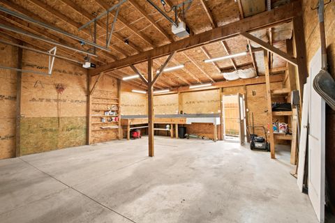 Tiny photo for 926 King Street, Lancaster, OH 43130 (MLS # 226022118)