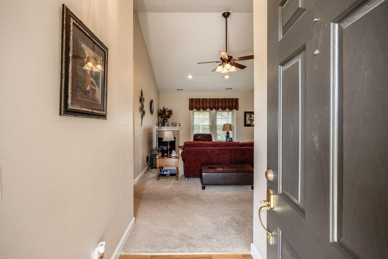 4 Claire Court, Circleville, Ohio image 6