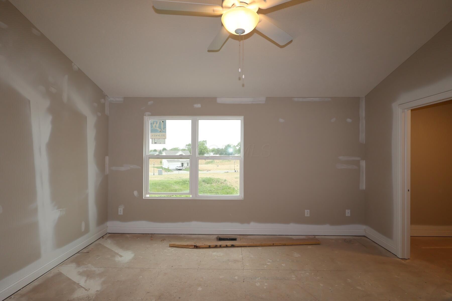 1096 Quarry Oak Drive, Grove City, Ohio image 14