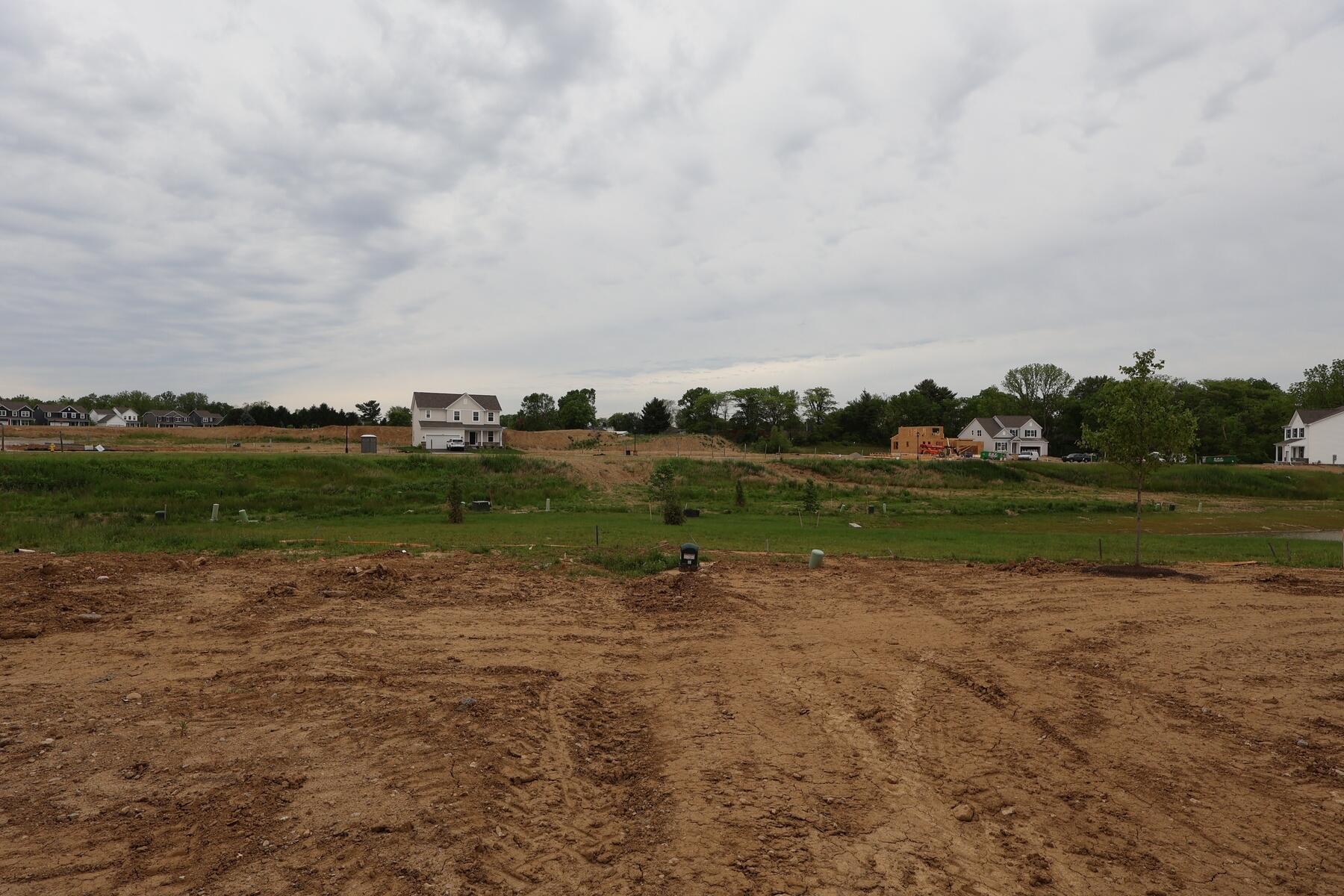 1096 Quarry Oak Drive, Grove City, Ohio image 17