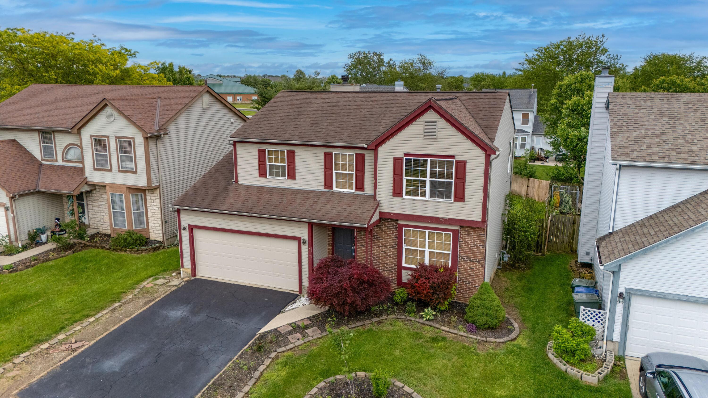 3012 Hollybank Road, Reynoldsburg, Ohio image 2